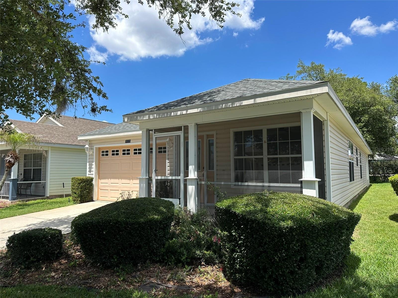 25335 Cranes Roost, Leesburg, FL 34748