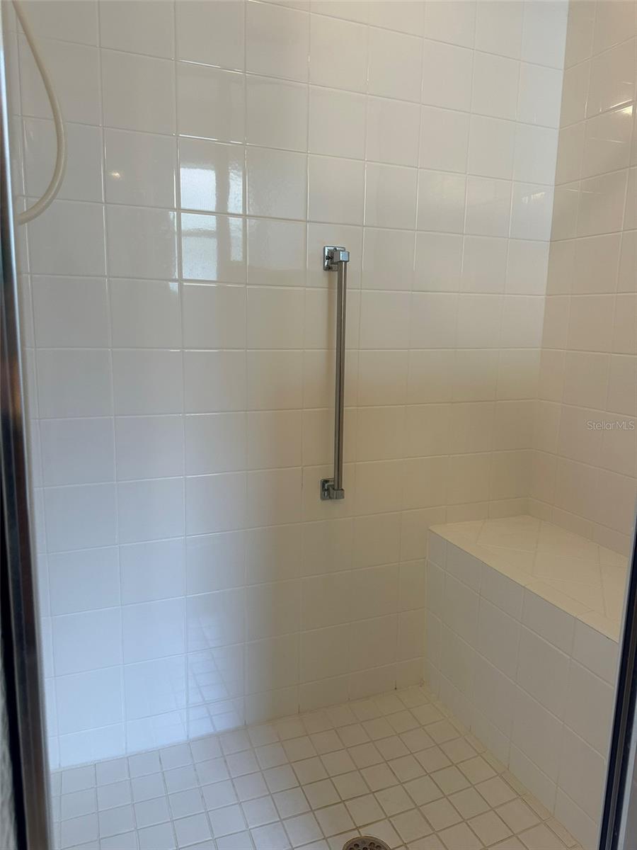 25335 Cranes Roost, Leesburg, FL 34748
