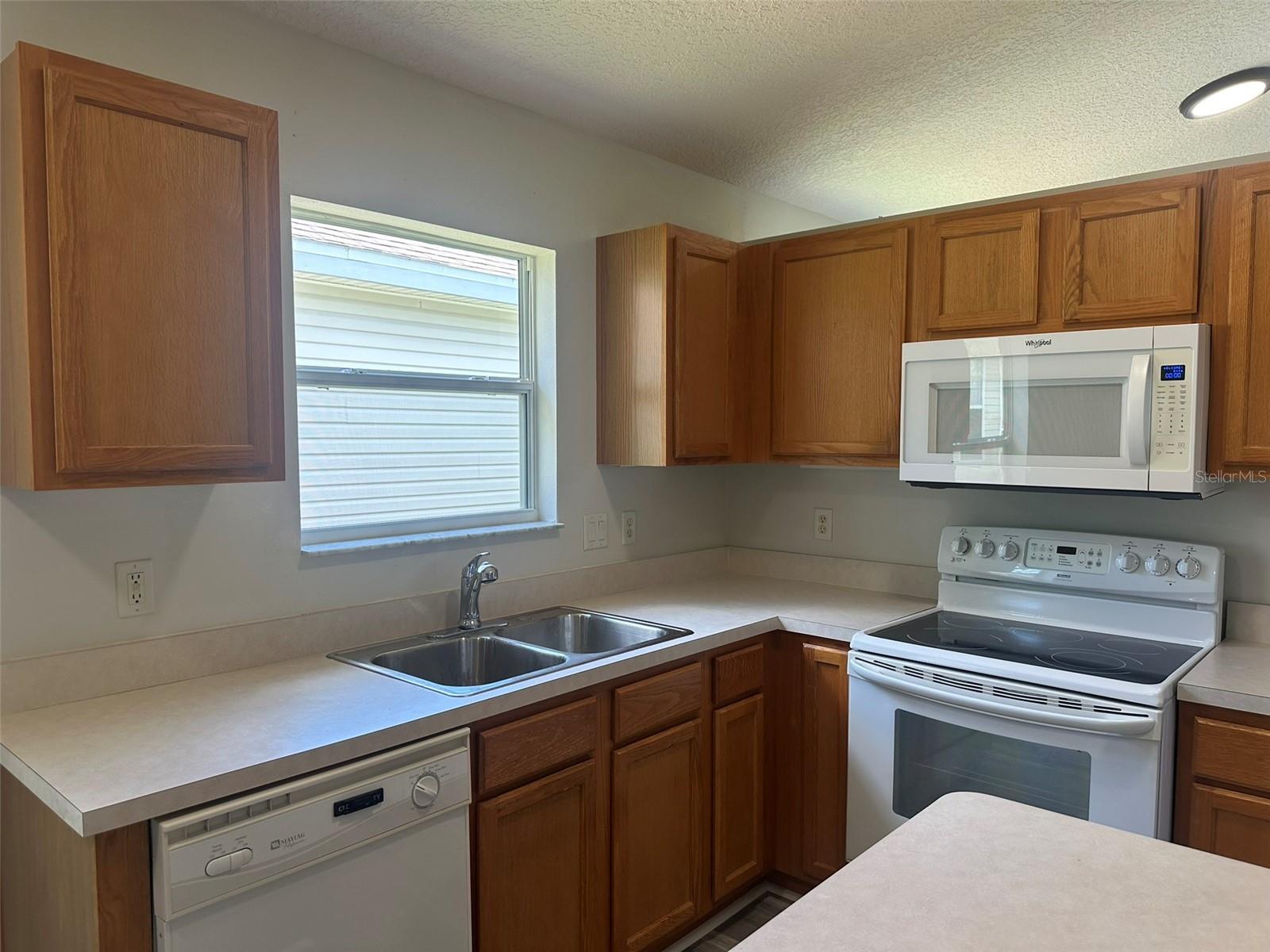 25335 Cranes Roost, Leesburg, FL 34748