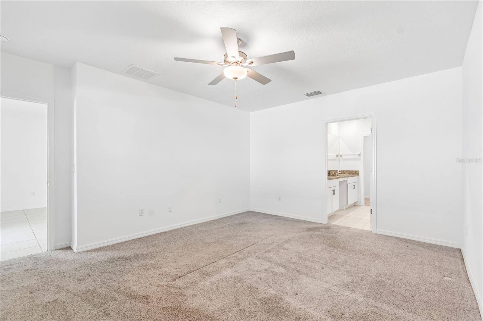 6450 Back Forty, Zephyrhills, FL 33541