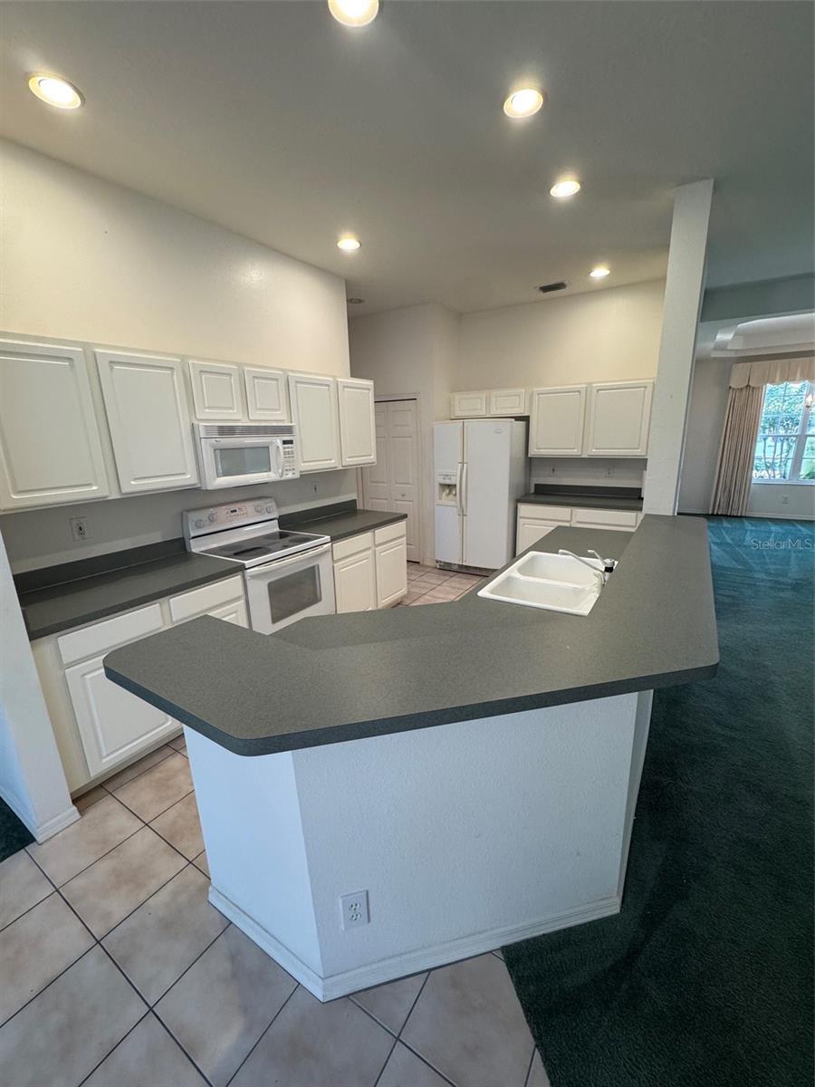 7884 Kavanagh, Sarasota, FL 34240