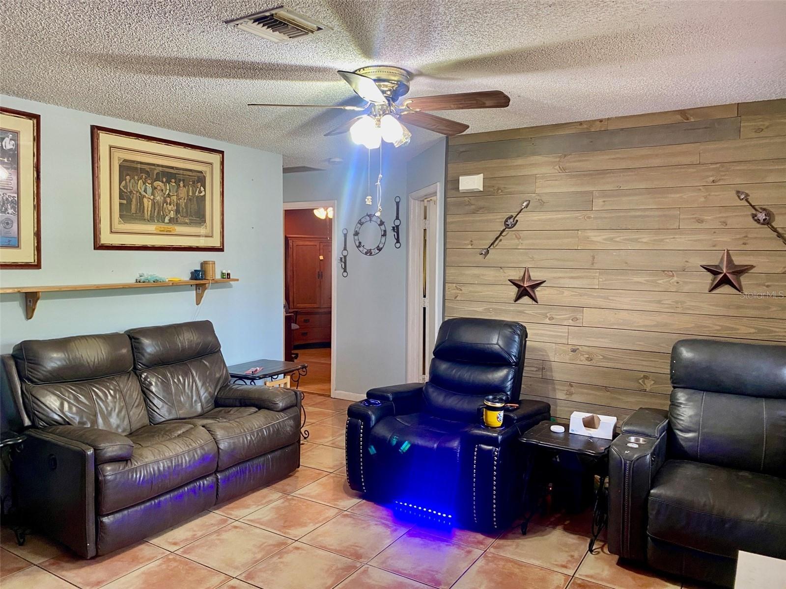 132 Rutgers, Venice, FL 34293