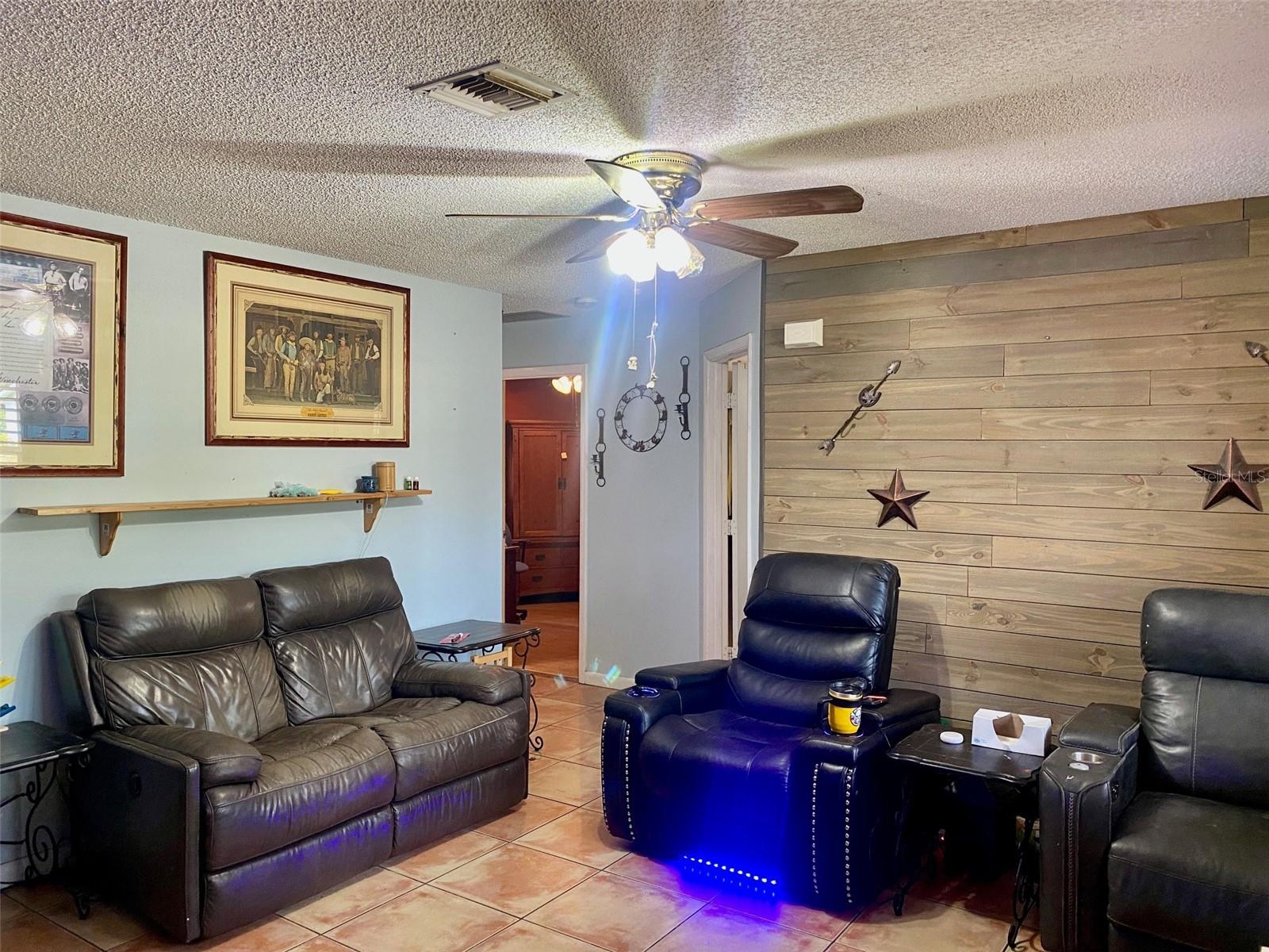 132 Rutgers, Venice, FL 34293