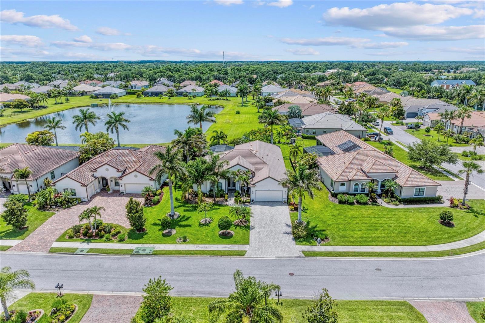 956 145th Street, Bradenton, FL 34212