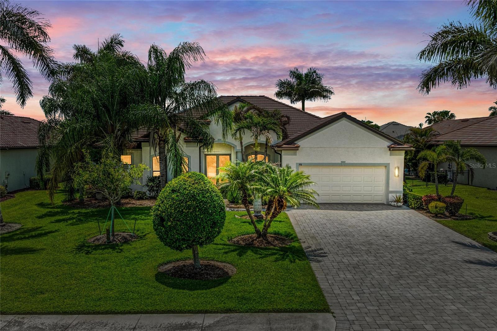 956 145th Street, Bradenton, FL 34212