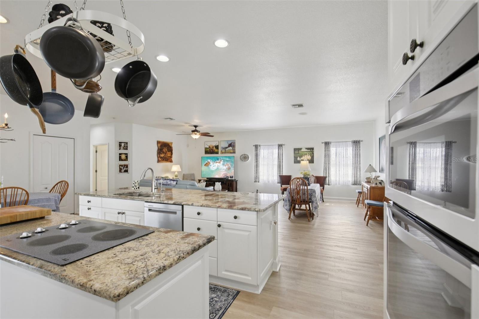 803 Bel Air Star, Sarasota, FL 34240