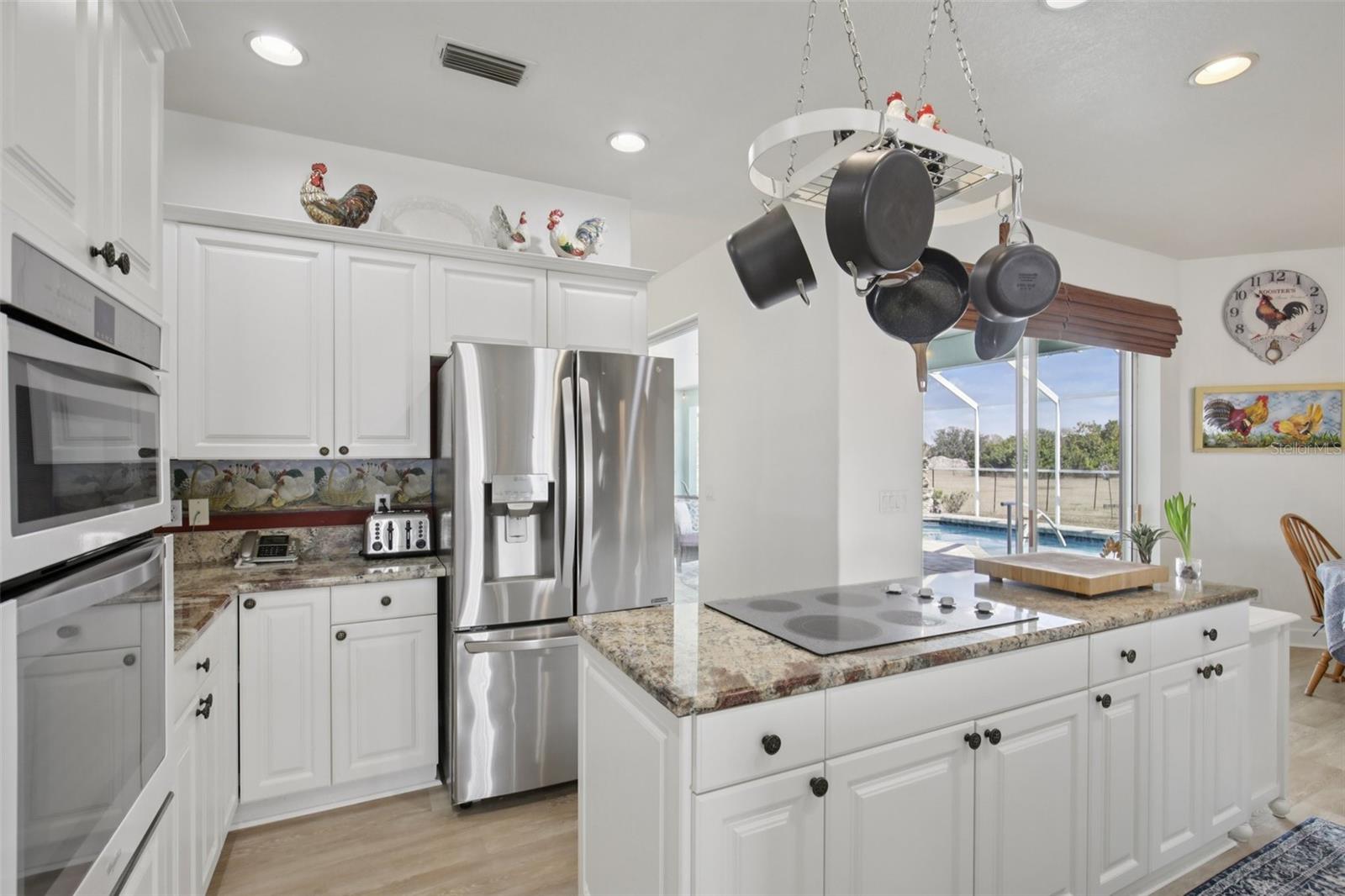803 Bel Air Star, Sarasota, FL 34240