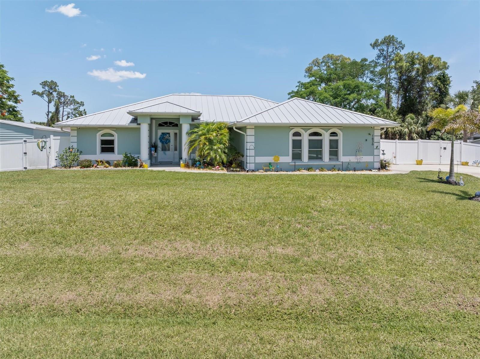 1636 Glenan, North Port, FL 34288