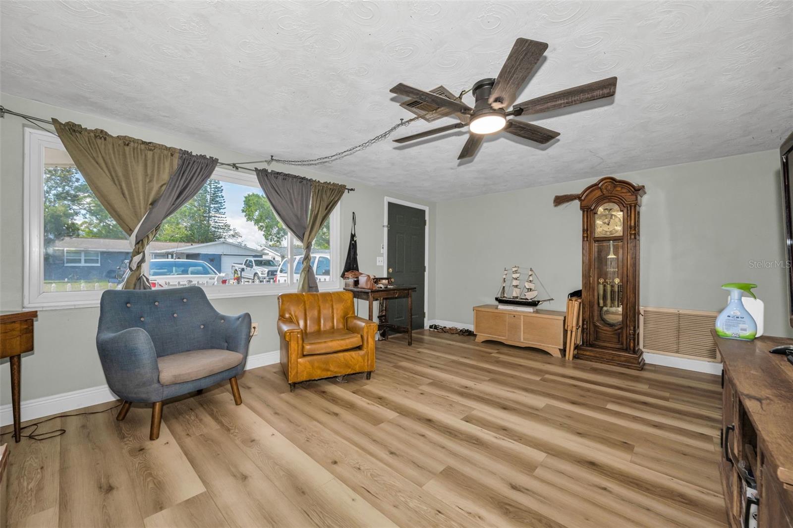 3541 Bigelow, Holiday, FL 34691