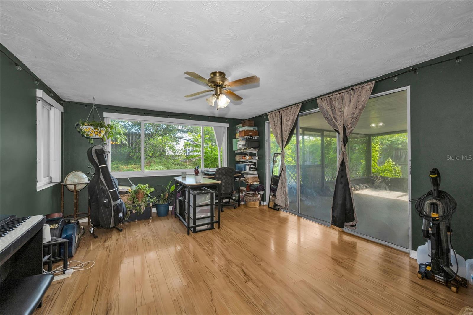3541 Bigelow, Holiday, FL 34691