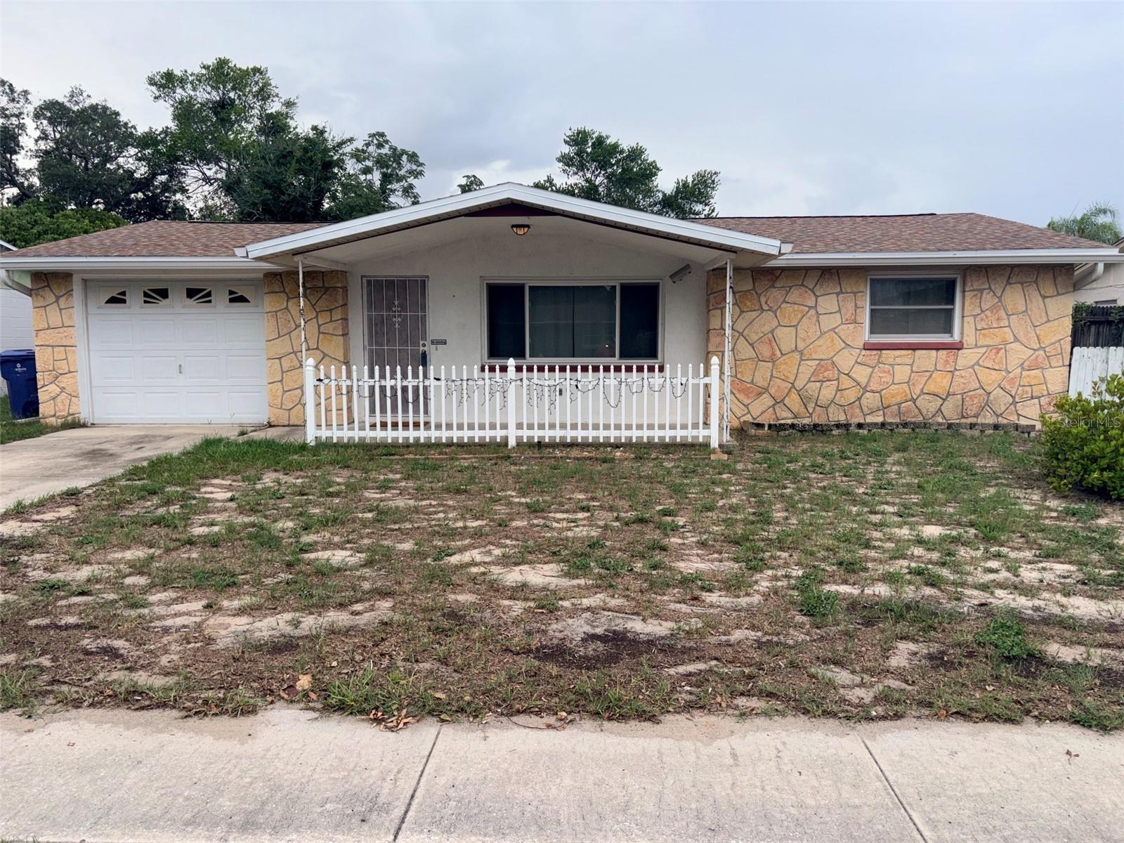 3541 Bigelow, Holiday, FL 34691