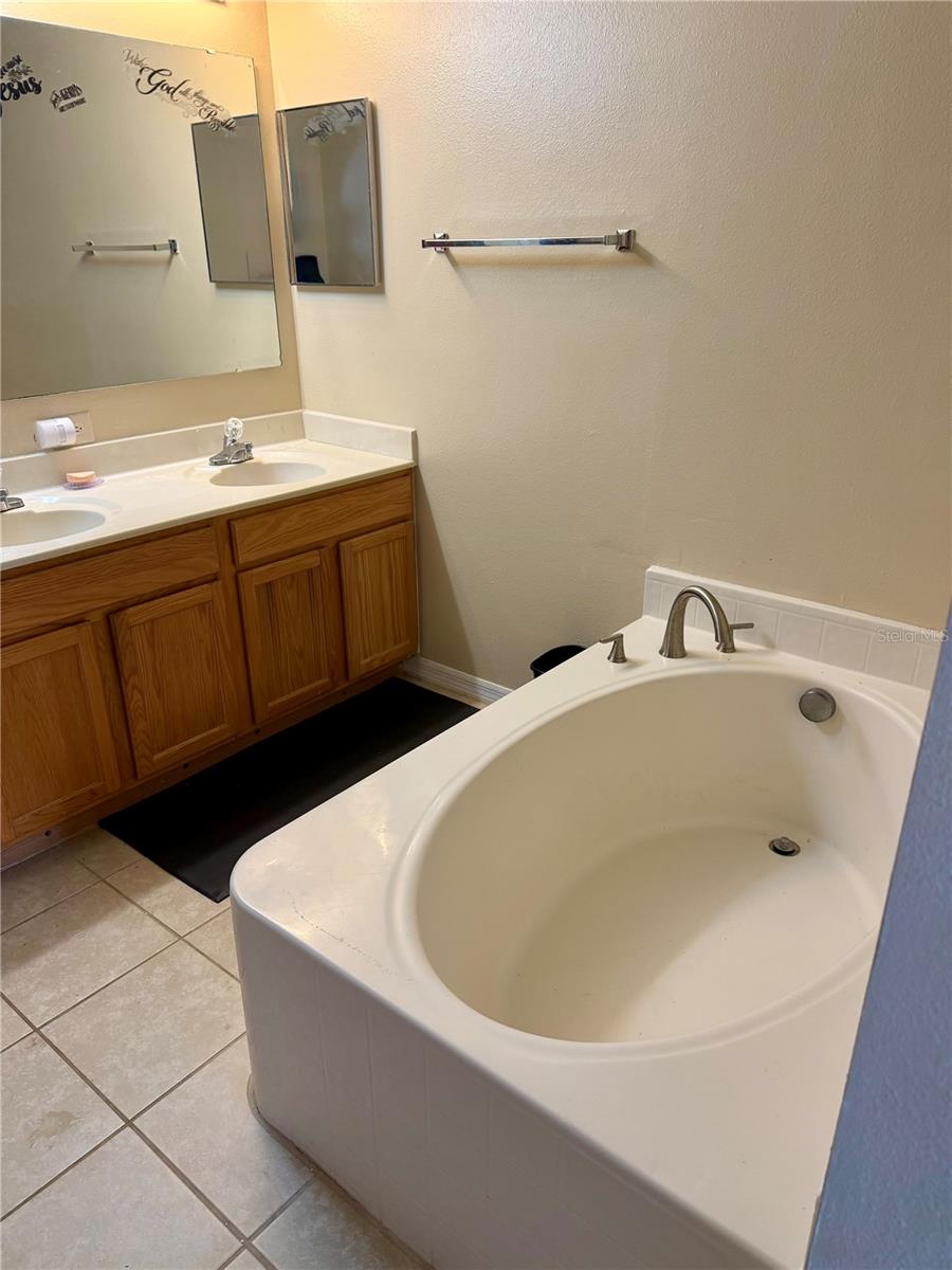 510 Lobelia, Davenport, FL 33837