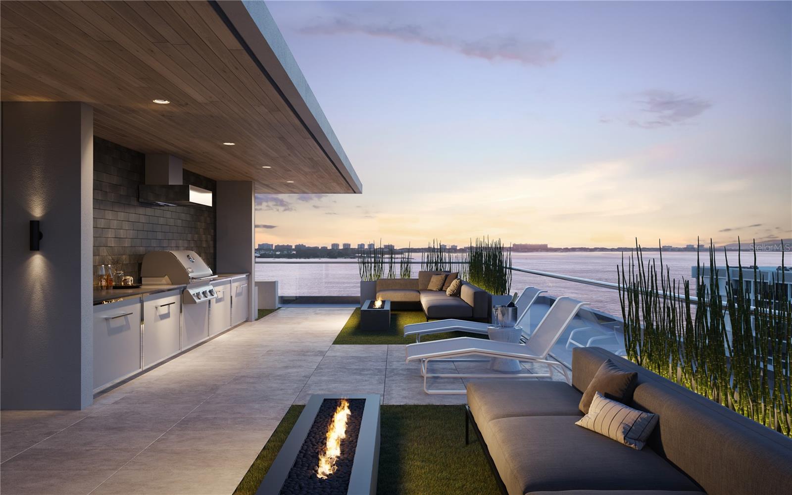688 Golden Gate Unit 801, Sarasota, FL 34236