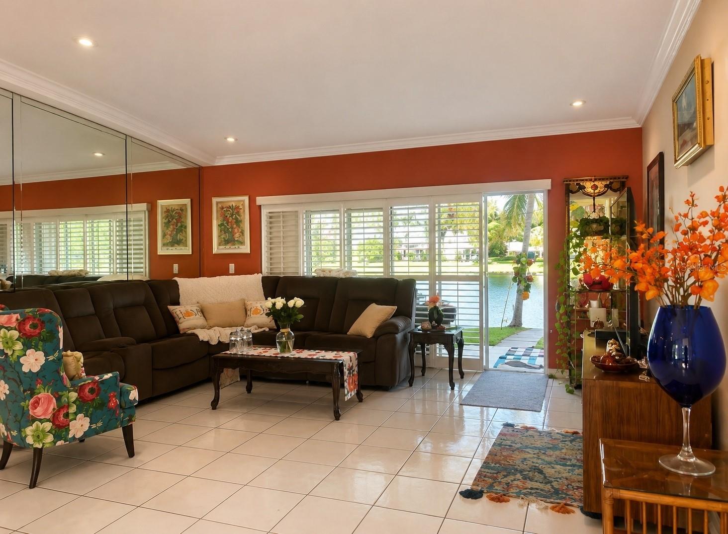7551 42nd, Davie, FL 33314