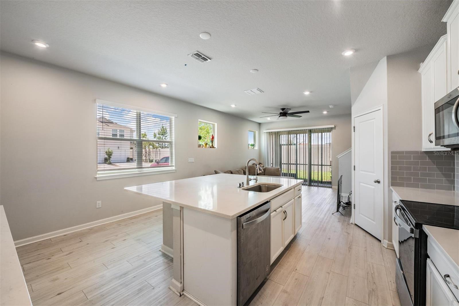 19153 Elsimont, Lutz, FL 33558