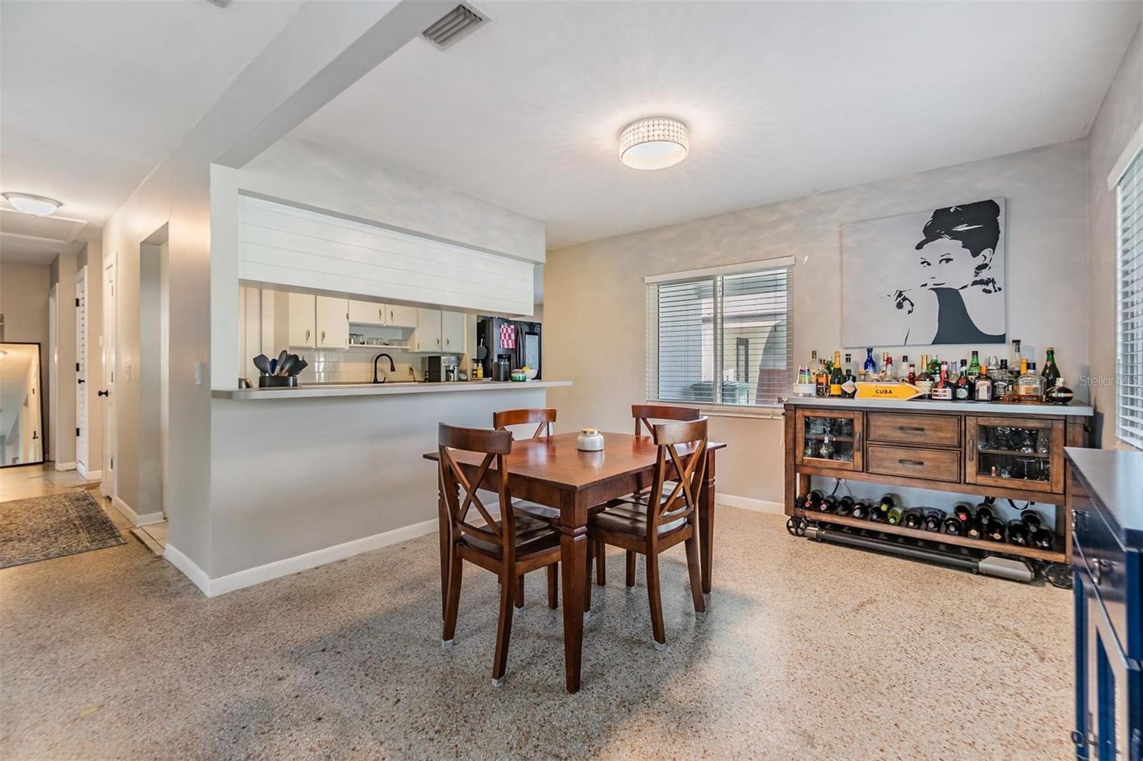 2808 Lake, Tampa, FL 33607