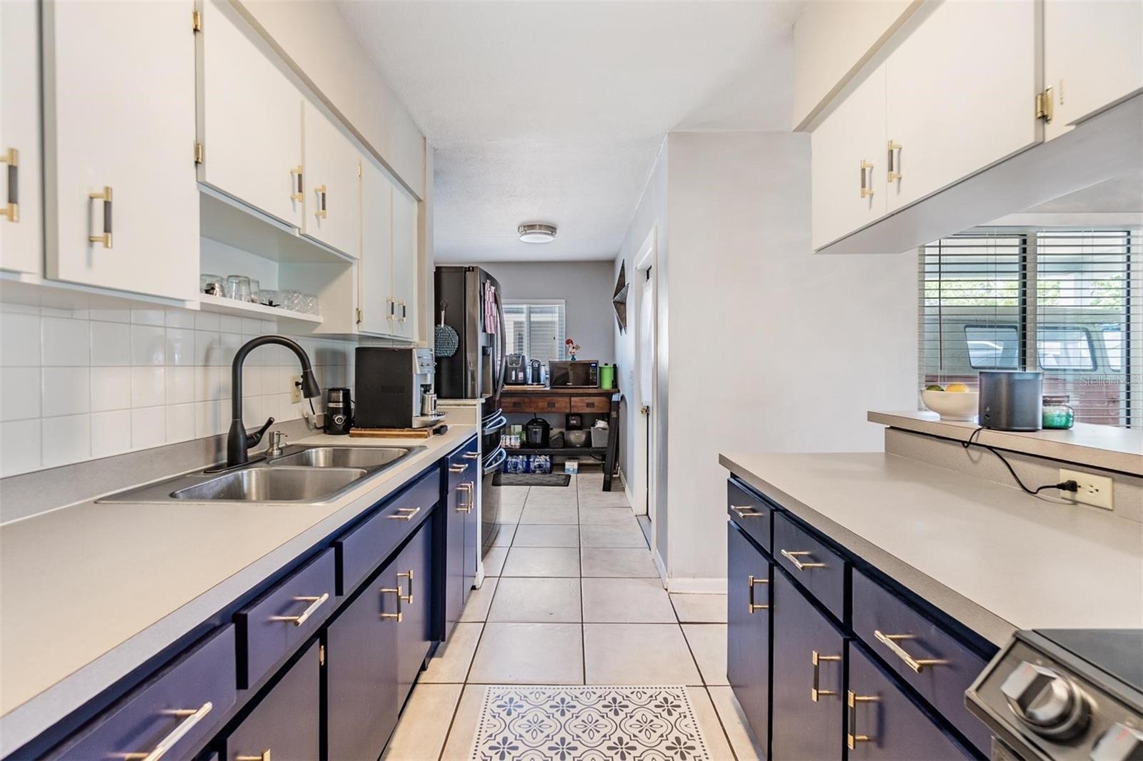 2808 Lake, Tampa, FL 33607