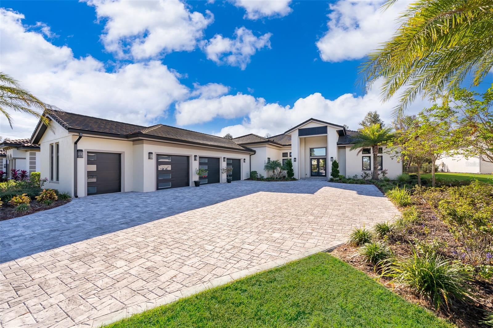 15144 Pendio, Bella Collina, FL 34756