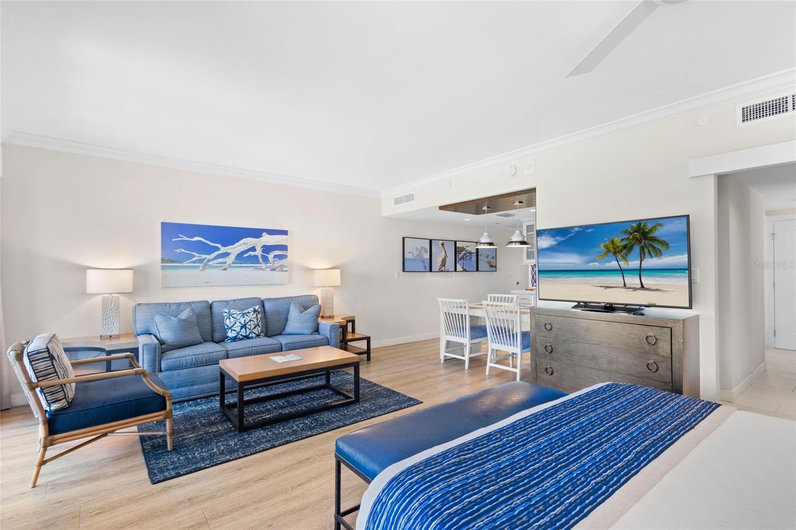 240 Sands Point Unit 4104, Longboat Key, FL 34228
