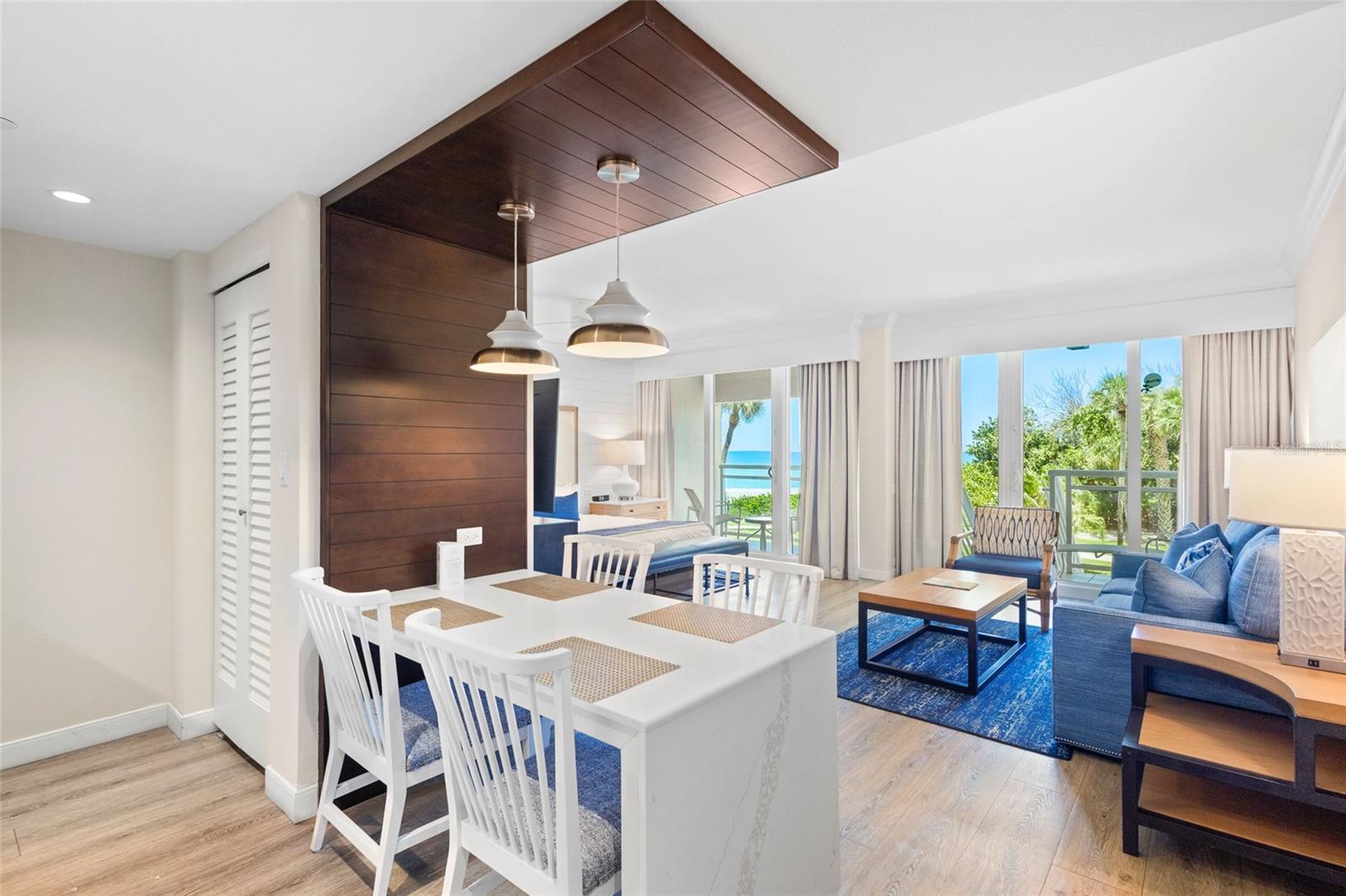 240 Sands Point Unit 4104, Longboat Key, FL 34228