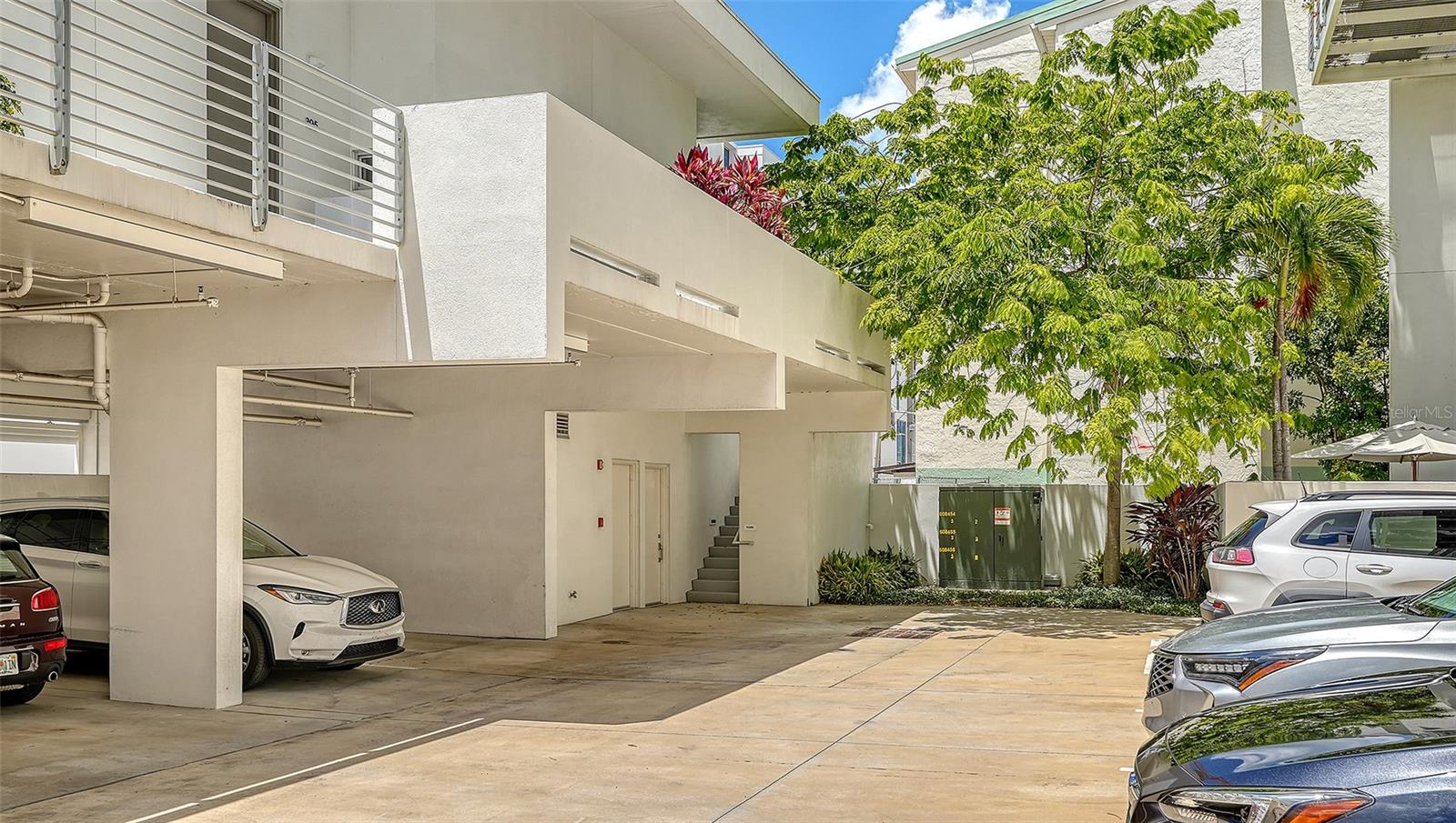 1350 5th Street Unit 106, Sarasota, FL 34236