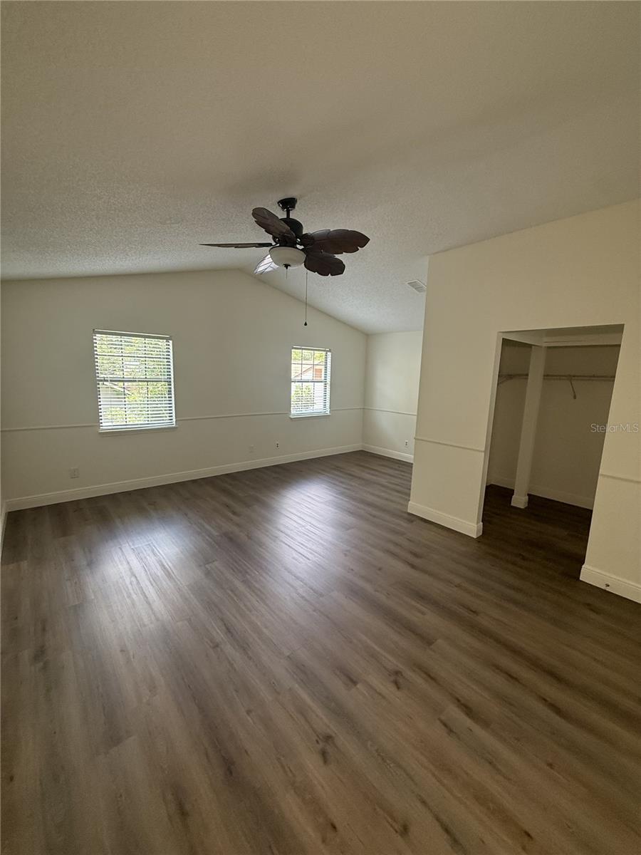 1859 Springwood, Clearwater, FL 33763