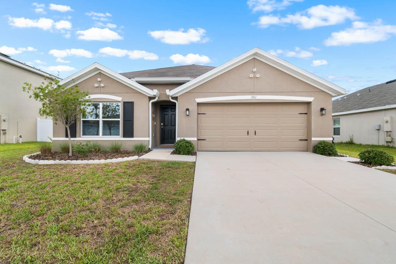 1911 Blue Stream, Ruskin, FL 33570