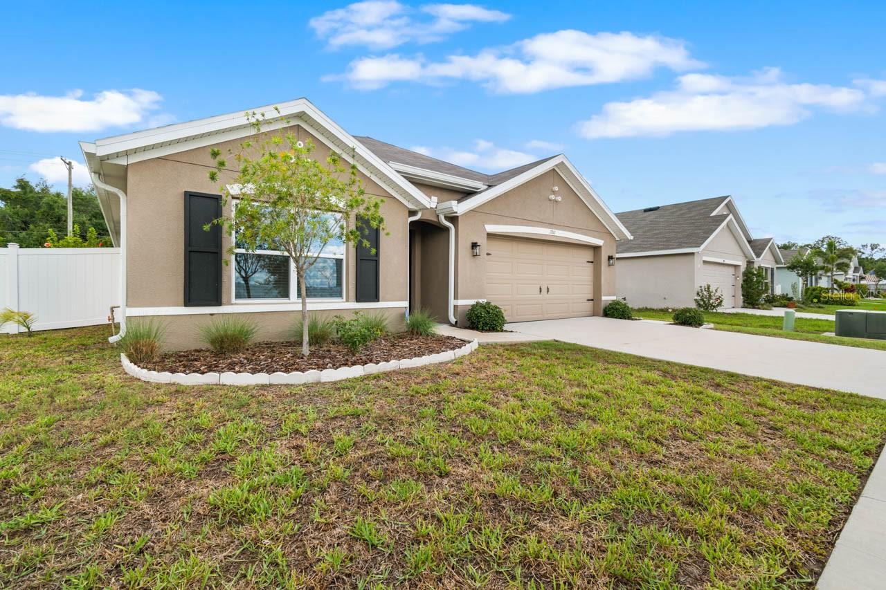 1911 Blue Stream, Ruskin, FL 33570
