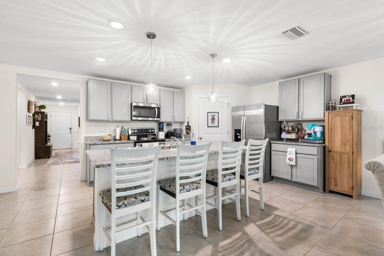 1911 Blue Stream, Ruskin, FL 33570
