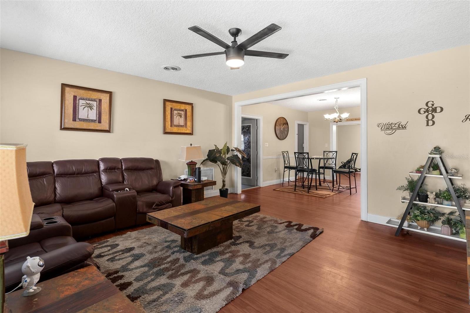 14407 Lake Junietta, Tavares, FL 32778