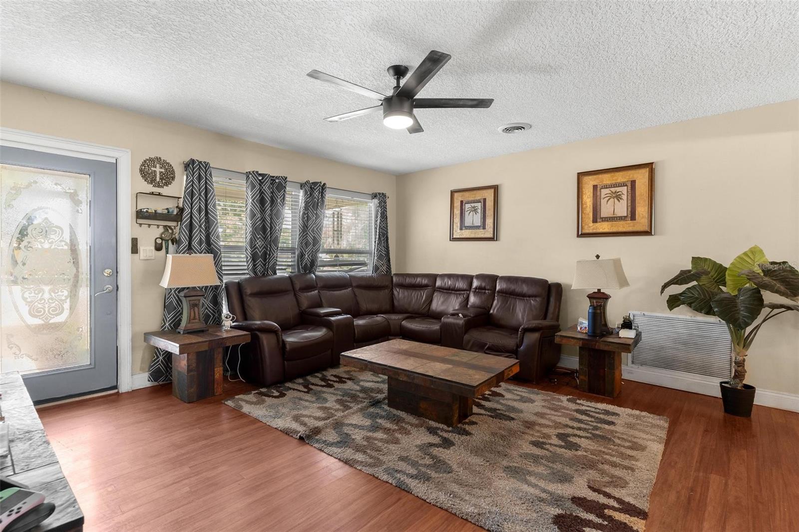 14407 Lake Junietta, Tavares, FL 32778