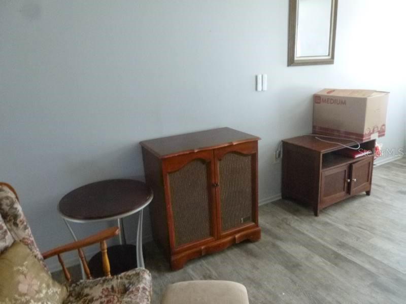 528 Central, Frostproof, FL 33843