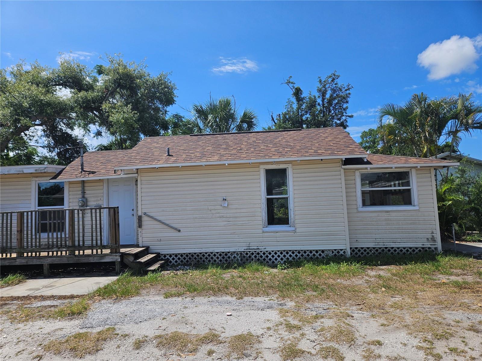 2220 20th, St Petersburg, FL 33712