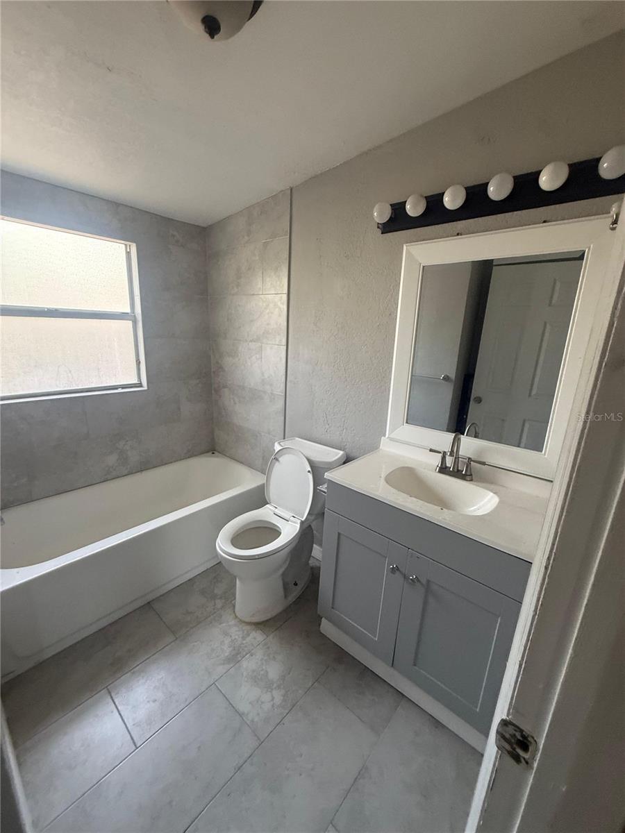 2220 20th, St Petersburg, FL 33712