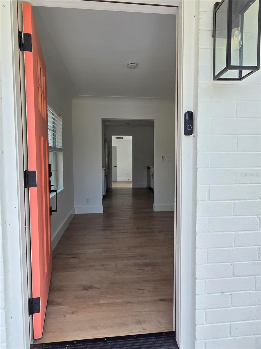 4016 9th, St Petersburg, FL 33713