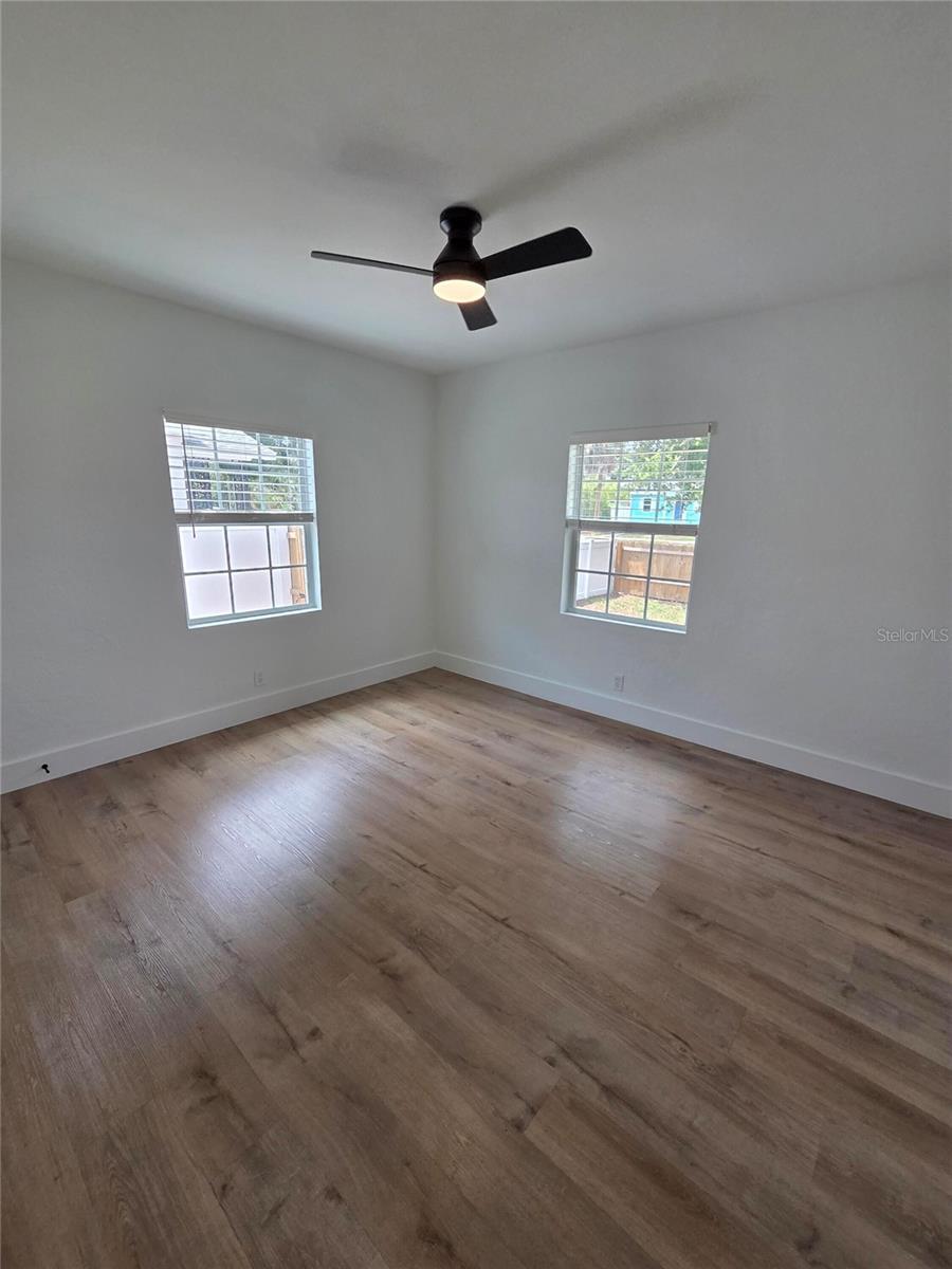 4016 9th, St Petersburg, FL 33713