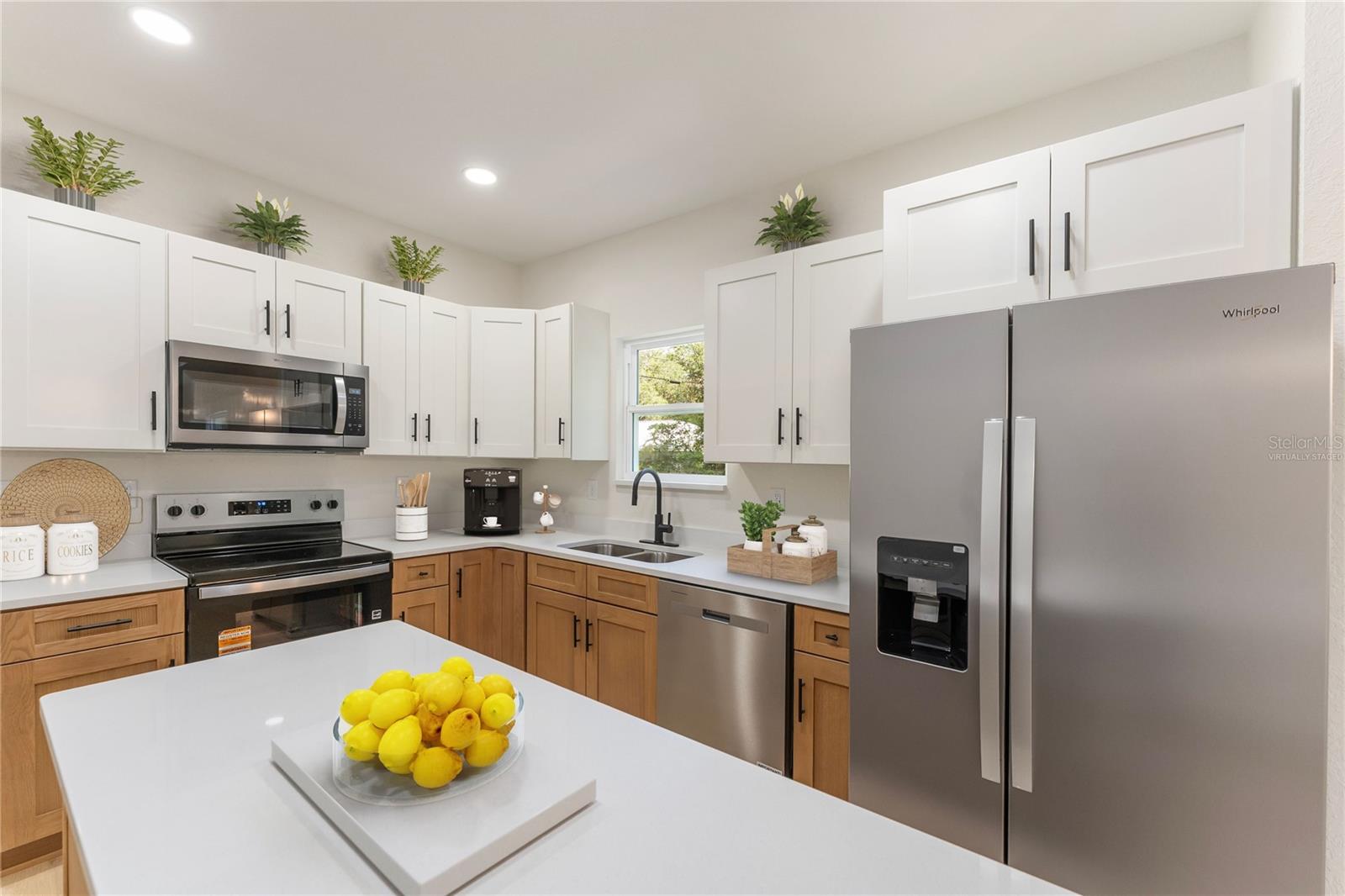 925 17th, Gainesville, FL 32641