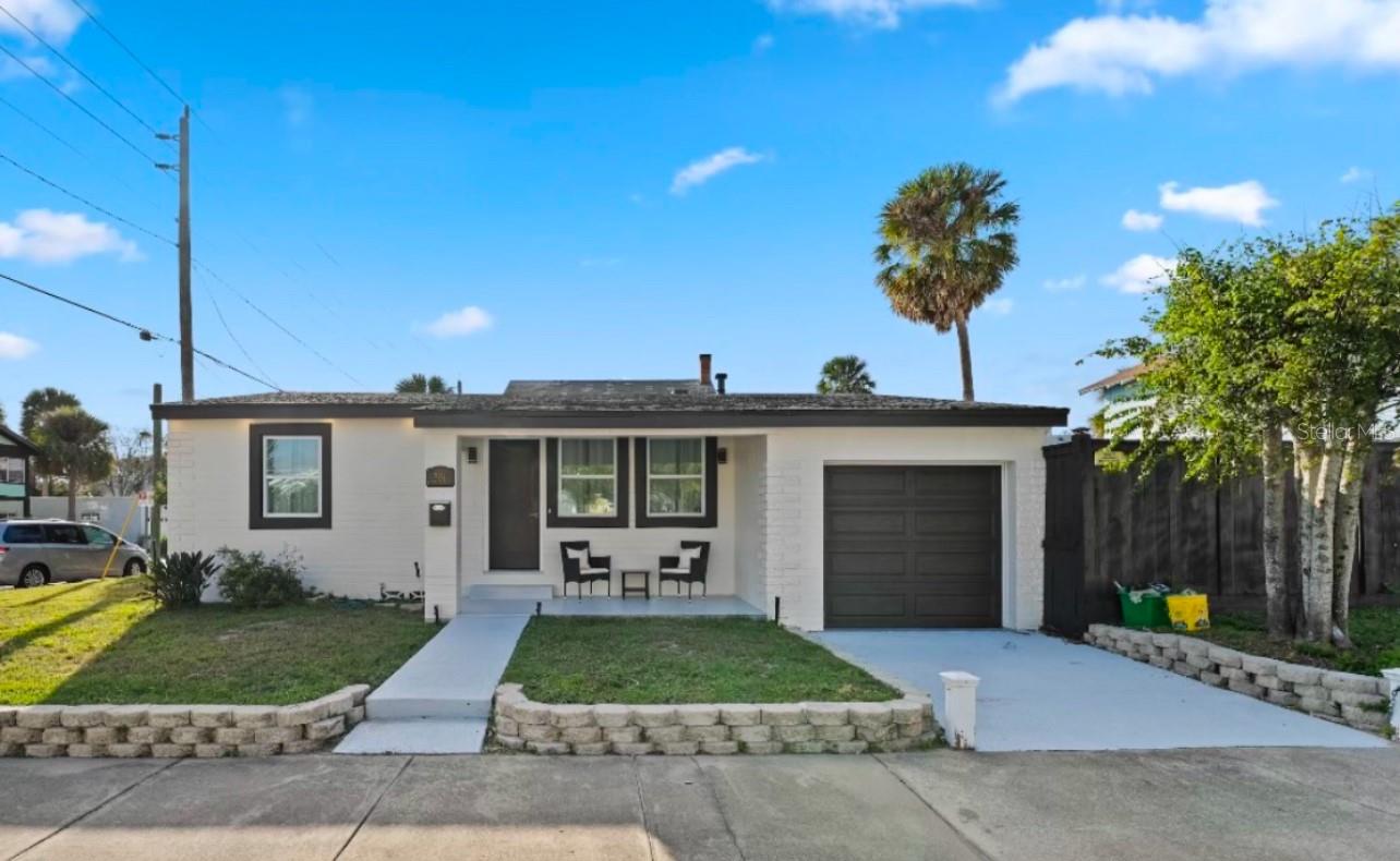 301 Hollywood, Daytona Beach, FL 32118