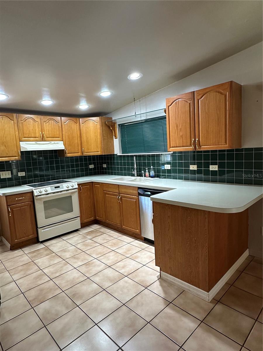 606 New York Ave Unit New York Ave, St Cloud, FL 34769