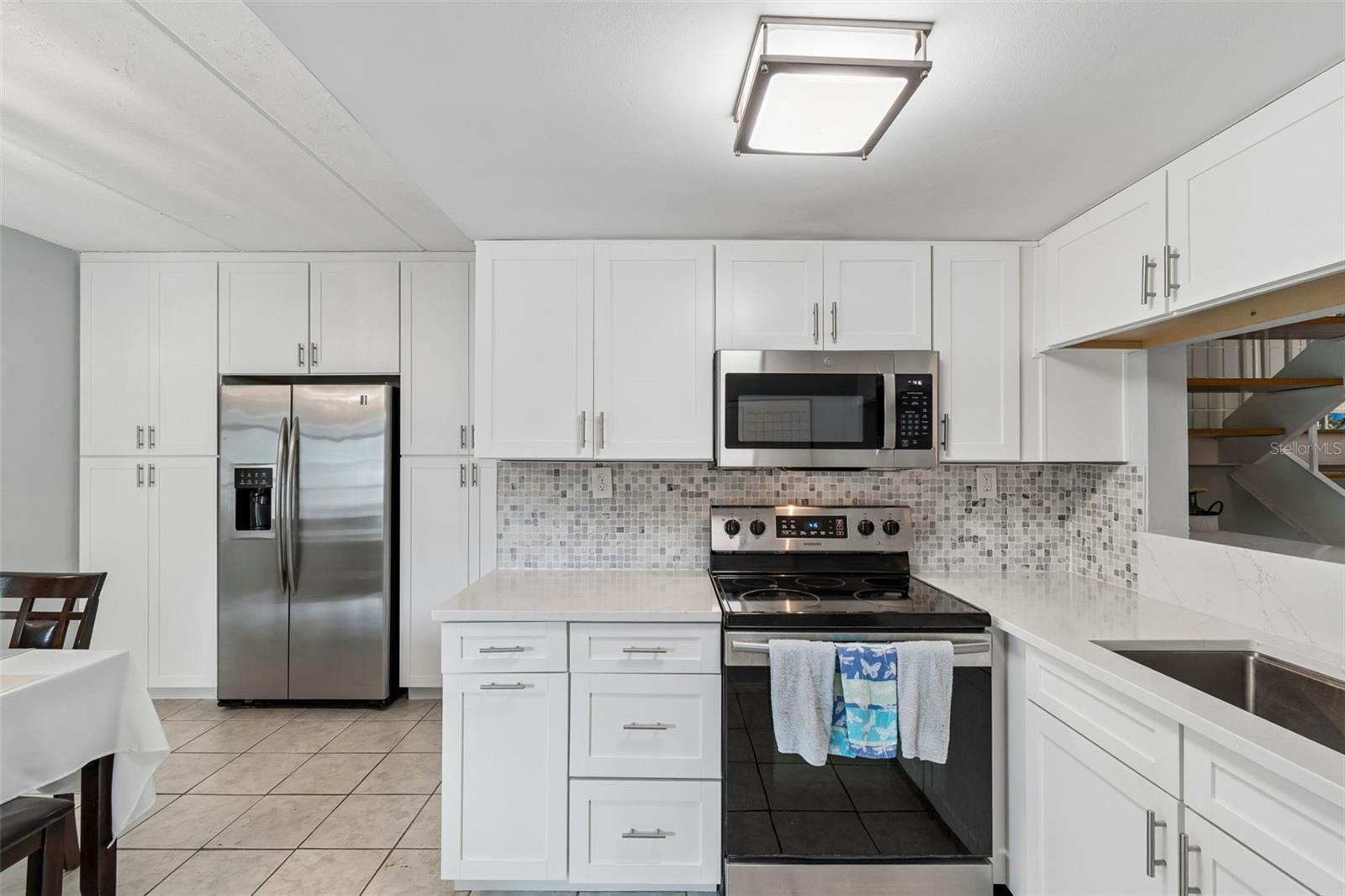 2424 Tampa Bay Unit I204, Tampa, FL 33607
