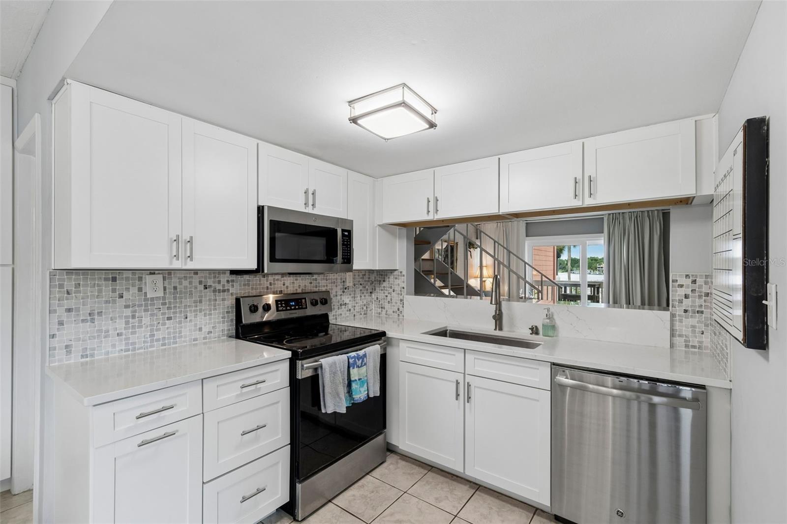 2424 Tampa Bay Unit I204, Tampa, FL 33607