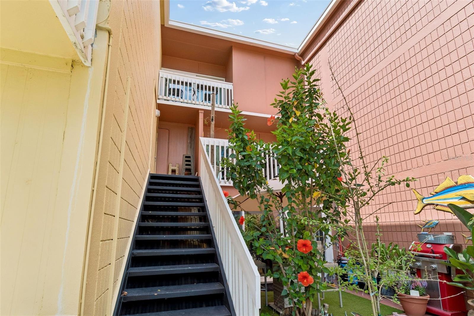 2424 Tampa Bay Unit I204, Tampa, FL 33607
