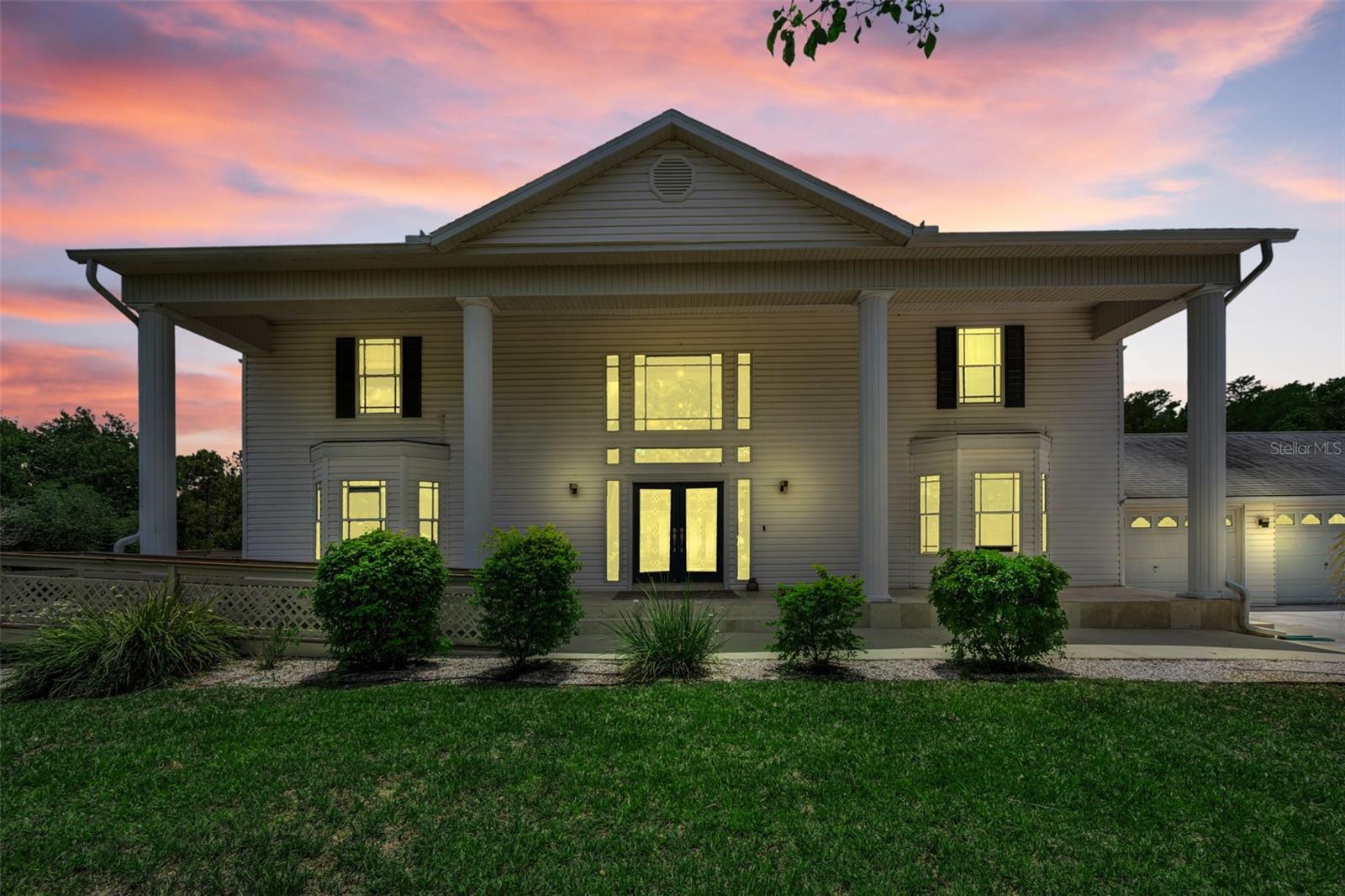 11046 Lakeview, New Port Richey, FL 34654