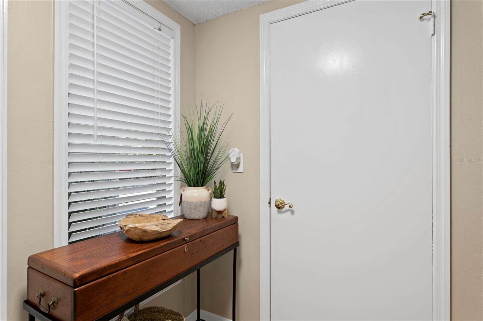 4863 Flamingo Unit 2, Tampa, FL 33611