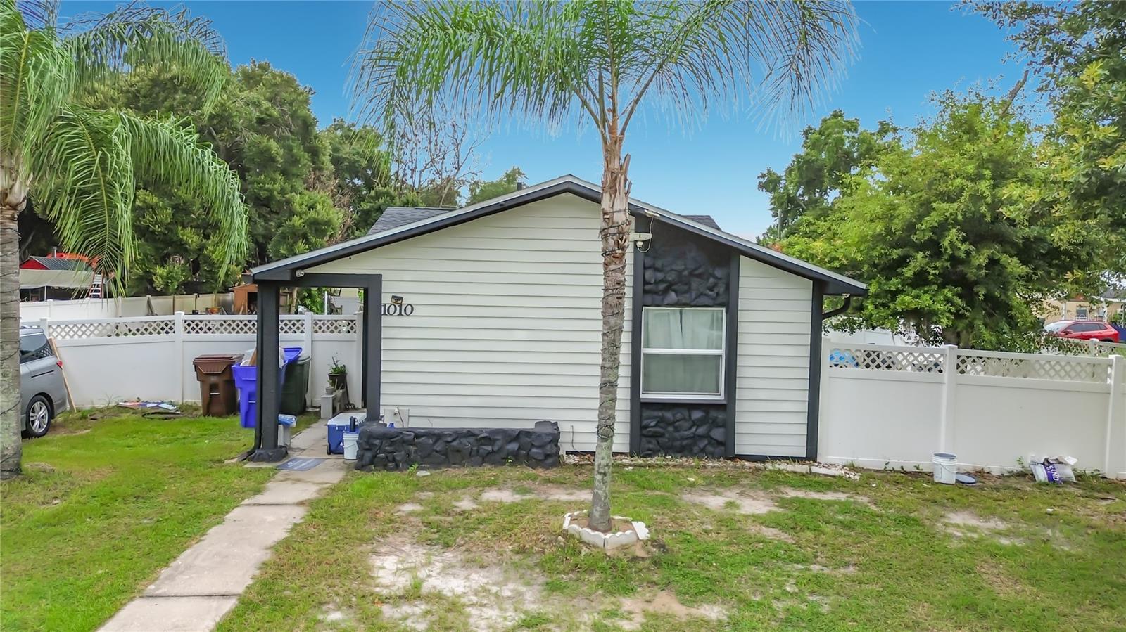 1010 Van Lieu, Kissimmee, FL 34744