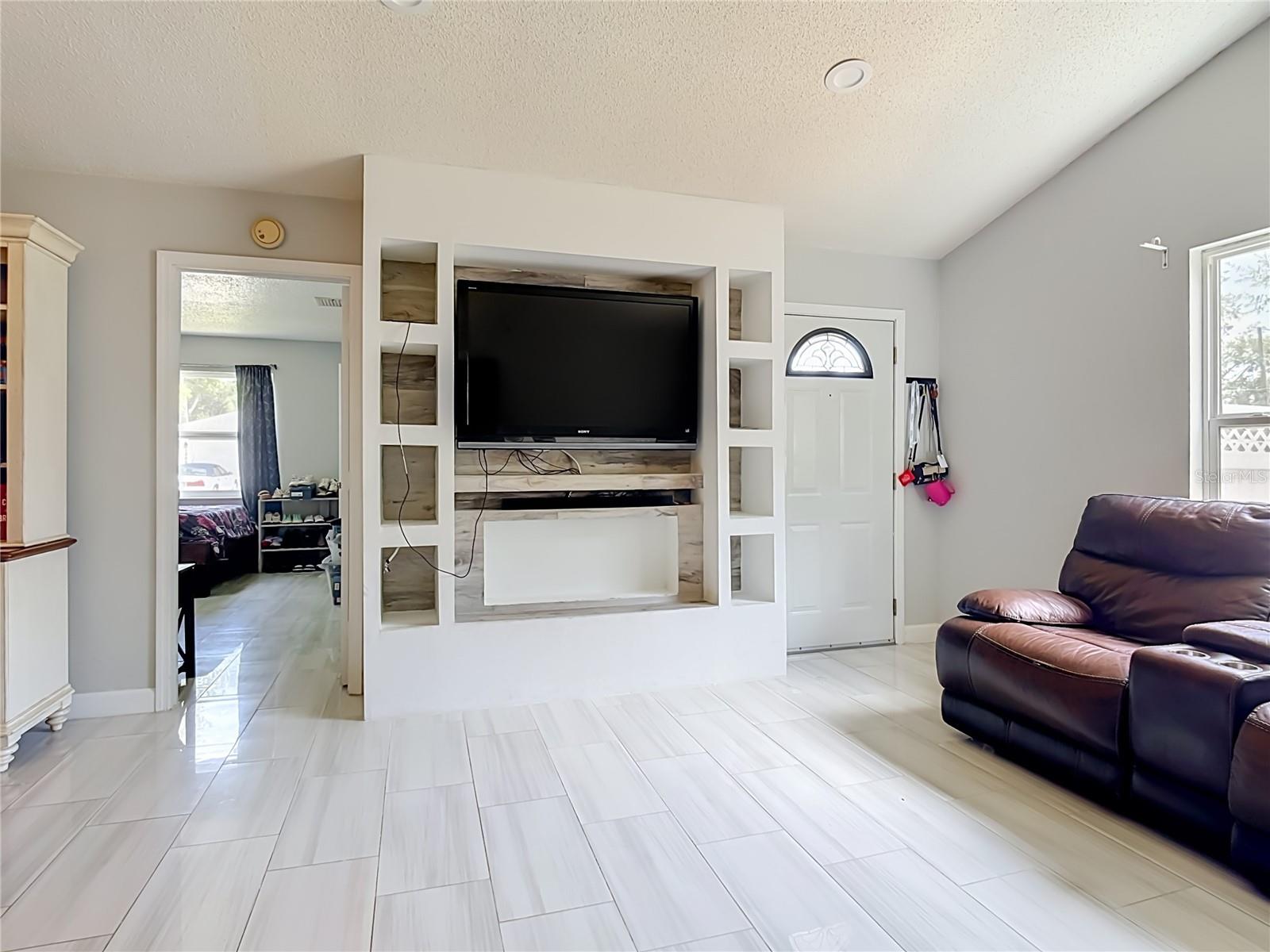 1010 Van Lieu, Kissimmee, FL 34744