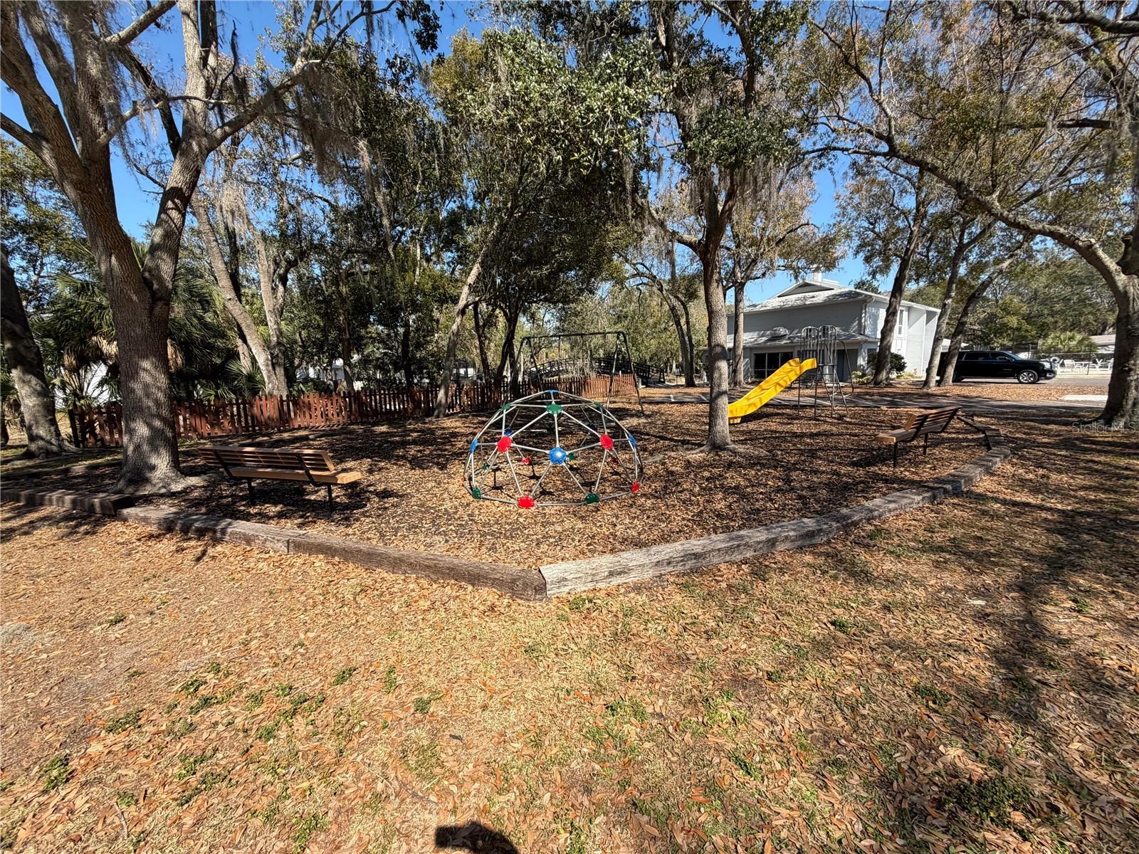 7177 Bank Unit 102, Tampa, FL 33617