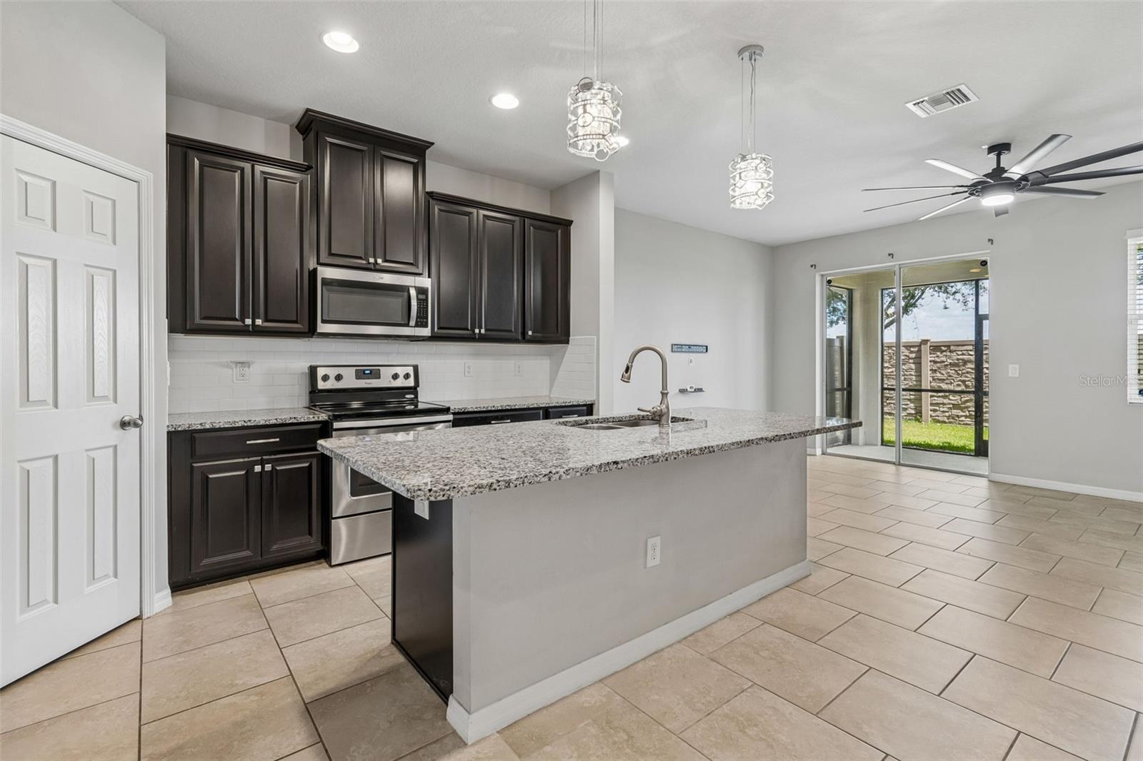 18843 Ulmus, Lutz, FL 33558