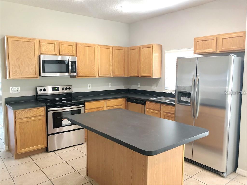 112 Belgian Way, Sanford, FL 32773