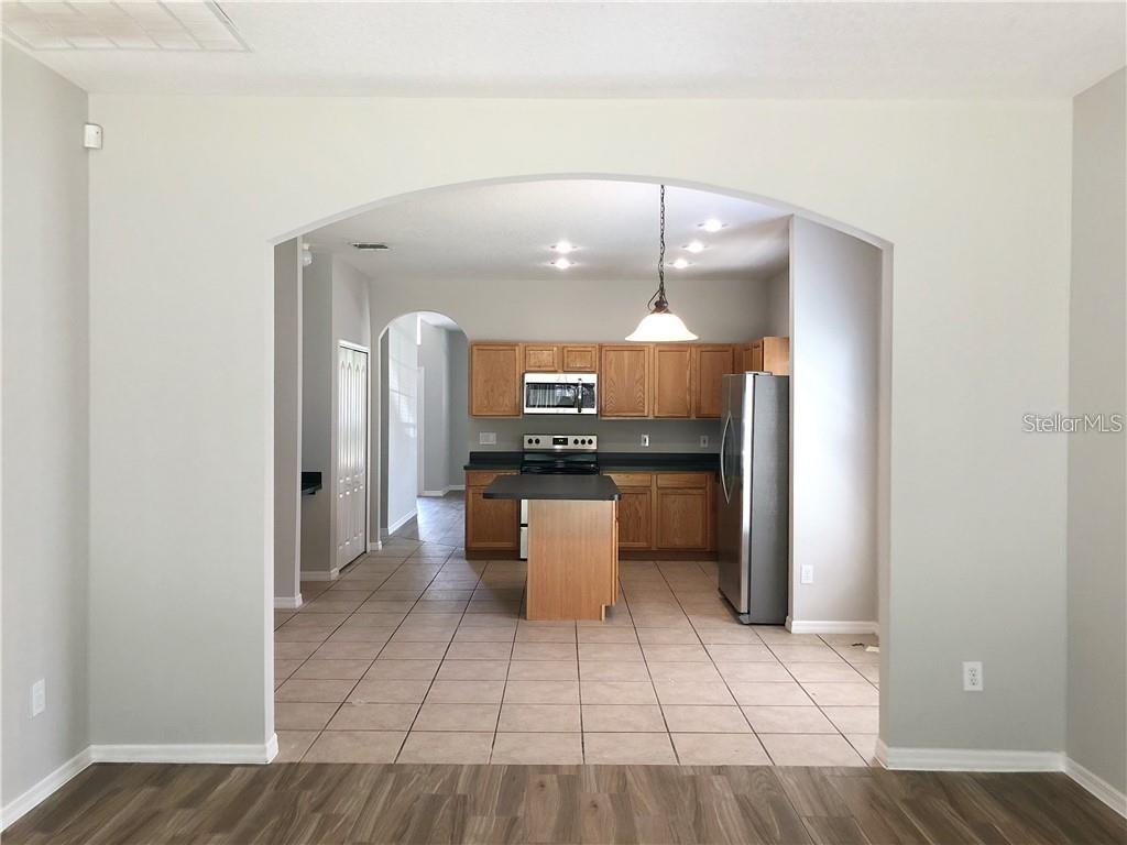 112 Belgian Way, Sanford, FL 32773